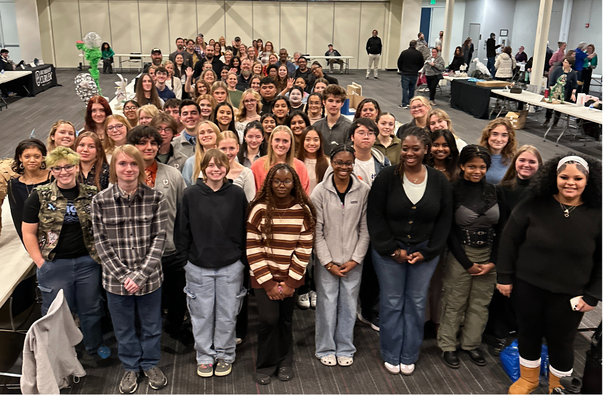 Header Image 1: Group Picture