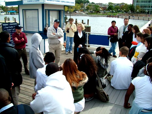 MDE Secretary Kendl P. Philbrick and Dr. Nancy Grasmick, Superintendent of Maryland Department of the Education greet Digital Harbor High School students